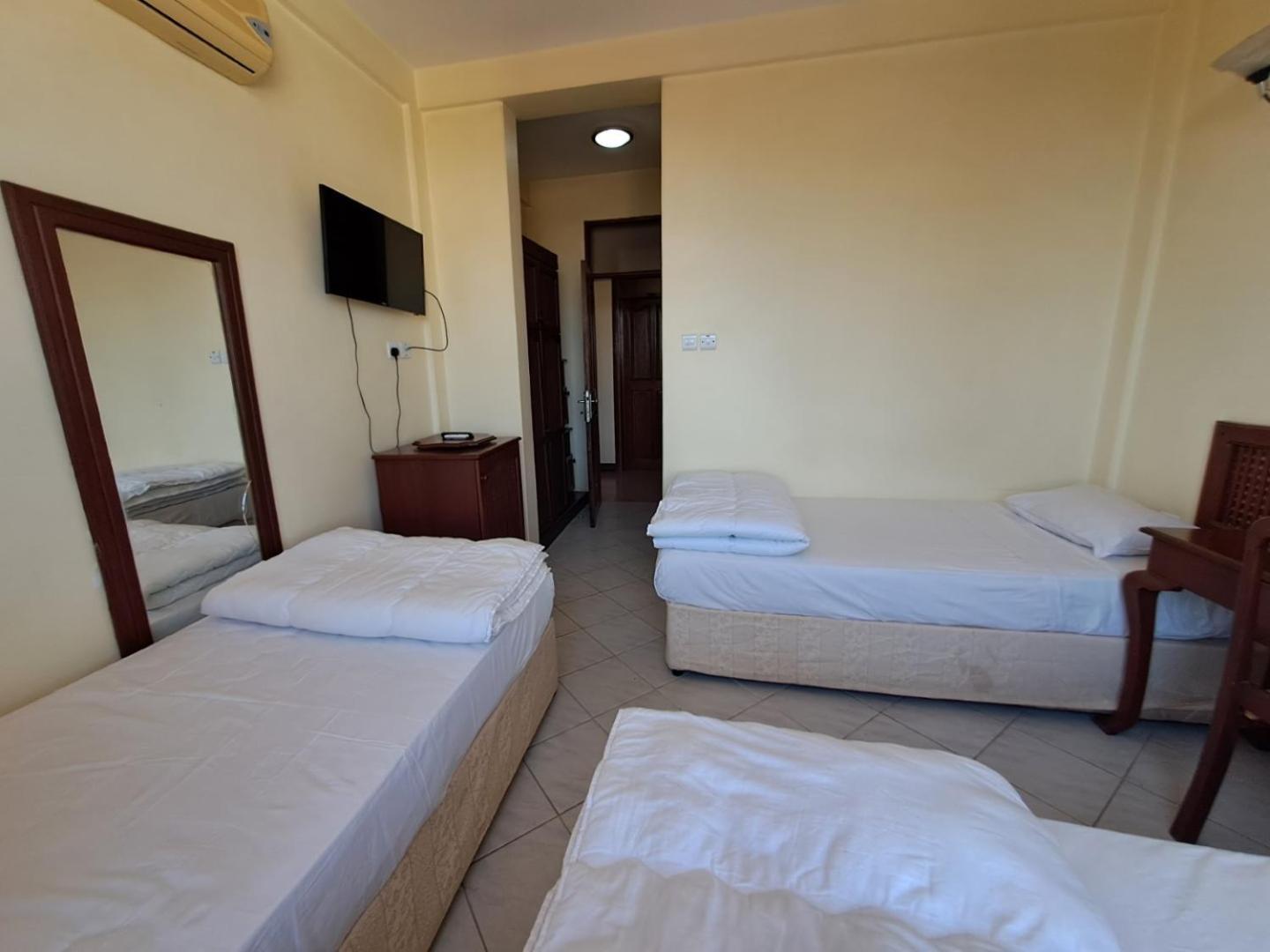Moshi Leopard Hotel 外观 照片