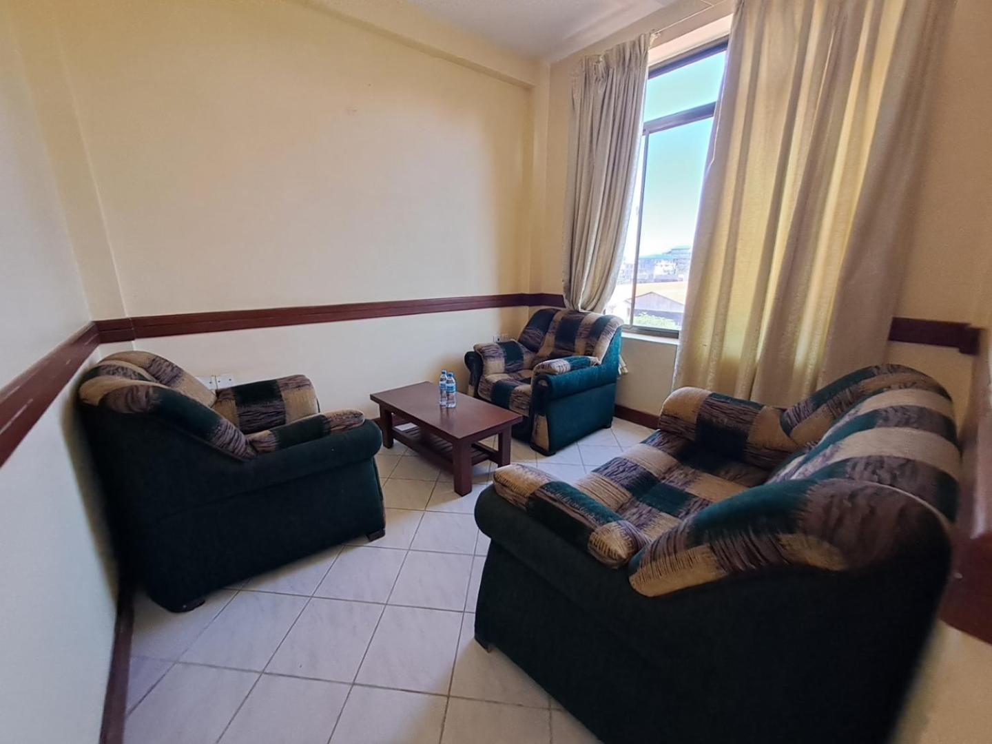 Moshi Leopard Hotel 外观 照片